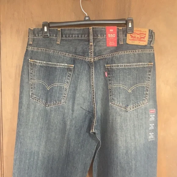 Relisted Levi’s 550 relaxed slight distressed jean tapered leg 40 X 36 big&tall - Picture 17 of 17